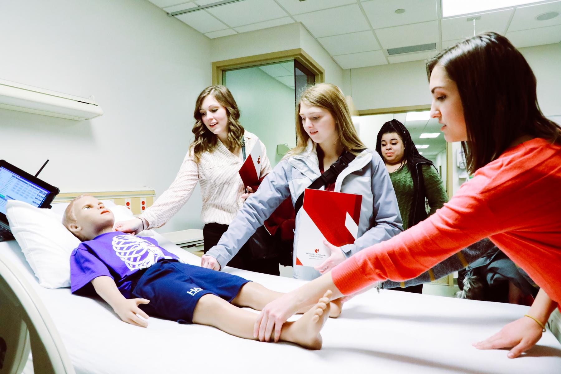 Pre-health students visit University of Nebraska Medical Center